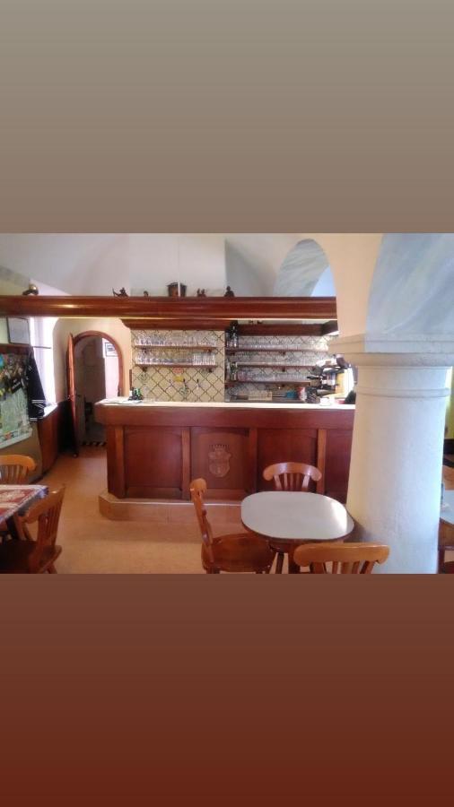 Zur Goldenen Krone Ehrenhausen Kültér fotó